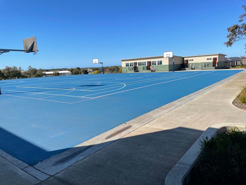 Torquay primary school outdoor basketball and netball court for hire